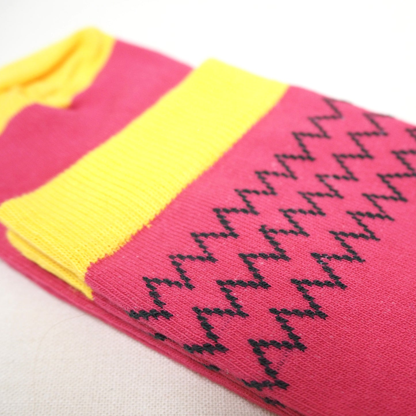 K.Moods Bright Zig Socks