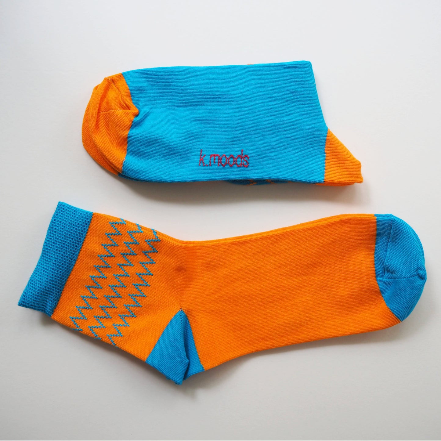 K.Moods Bright Zig Socks